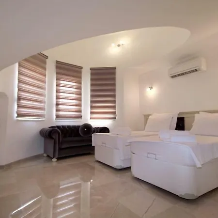Helios Luxurery فيلة