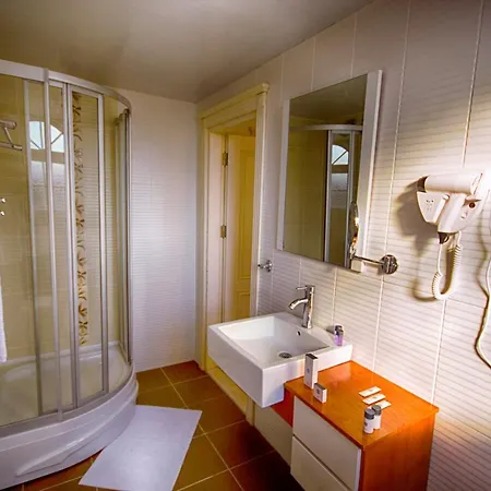 فيلة Helios Luxurery