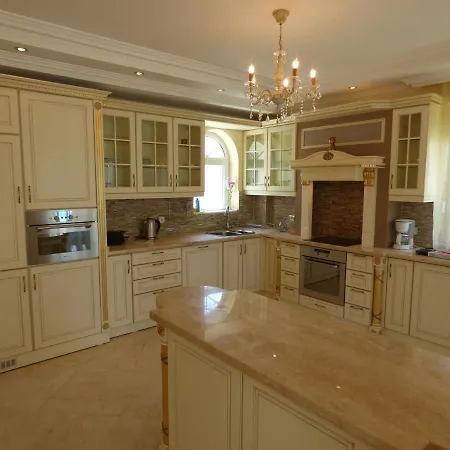 فيلة Helios Luxurery